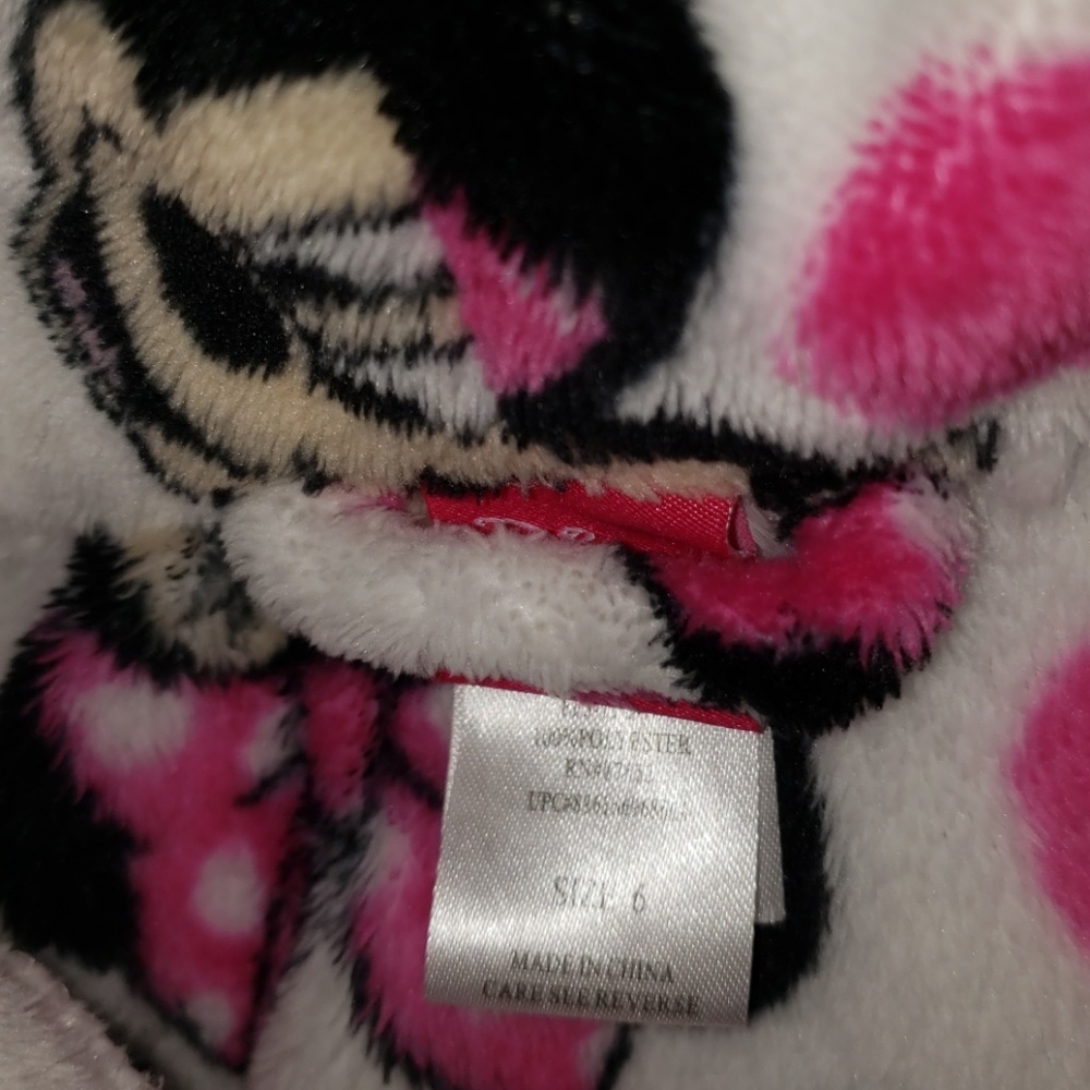 Minnie Mouse Robe - Picture 5 of 6